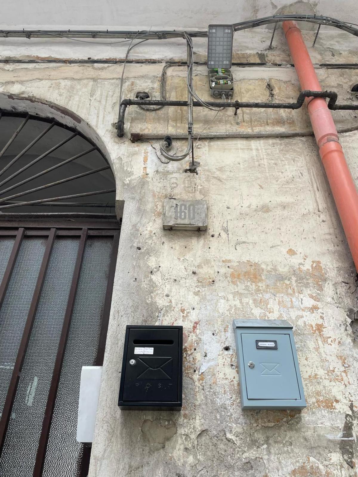 Ferienwohnung Charm E Chic Neapel Exterior foto